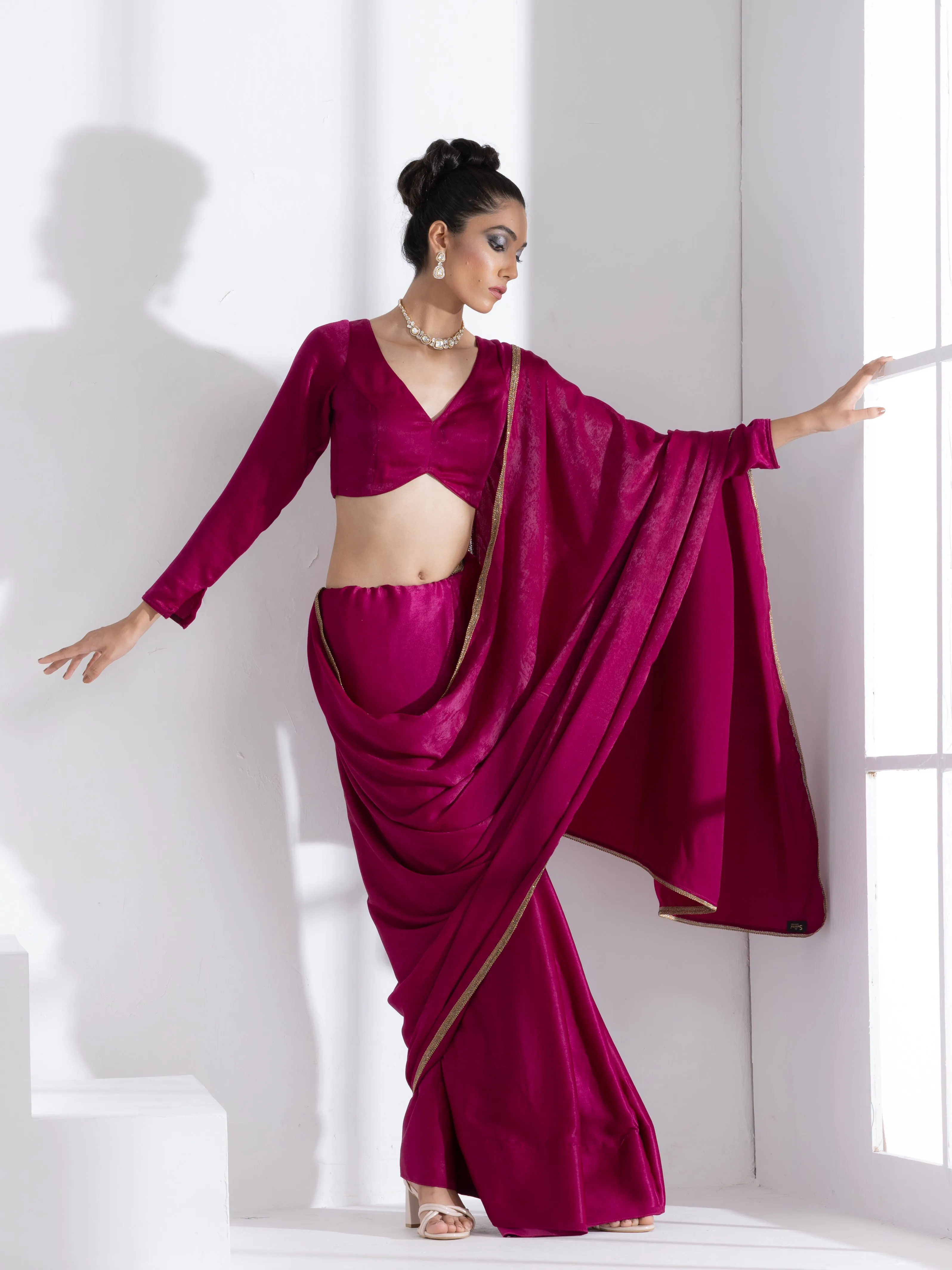 Posh Wine Saree with Bronze Lace and Self Blouse Fabric