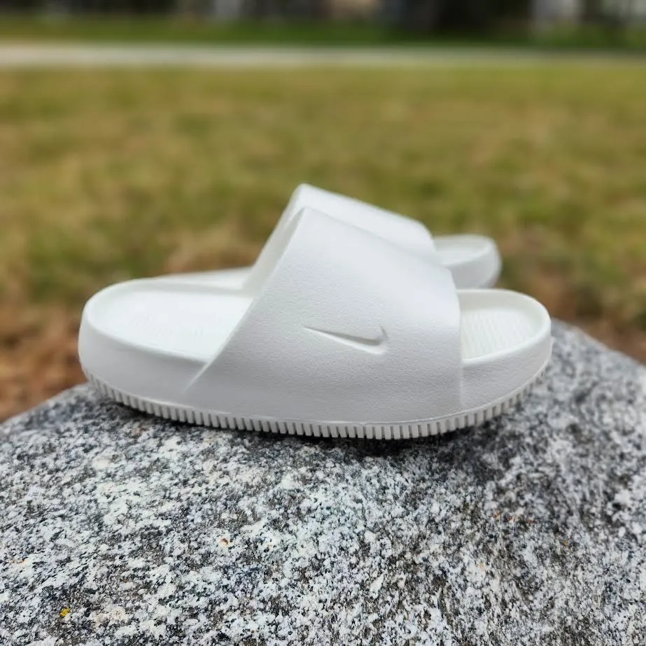 W Nike Calm Slides